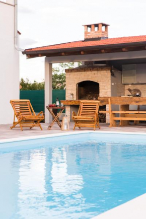 Peaceful and quiet villa in small village for getaway and relaxation - AE1104